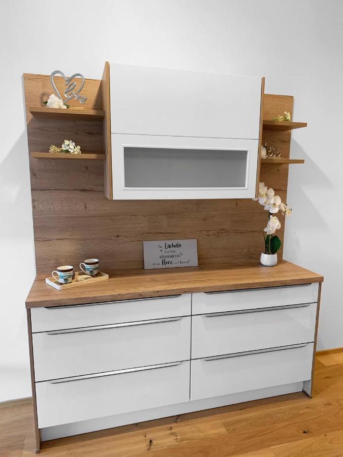 Traum Panorama Apartment Mit Berg & Seeblick Altmünster Екстериор снимка